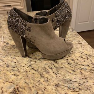 open toe grey suede booties size 8